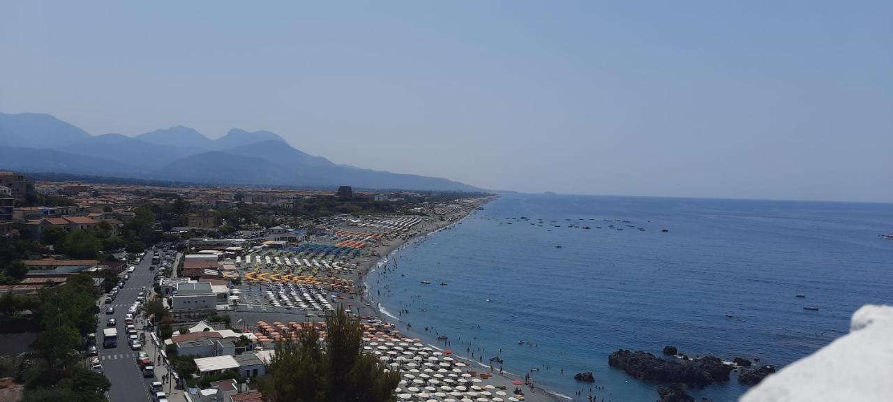 Bed End Breakfast Mediterraneo Scalea Exterior photo